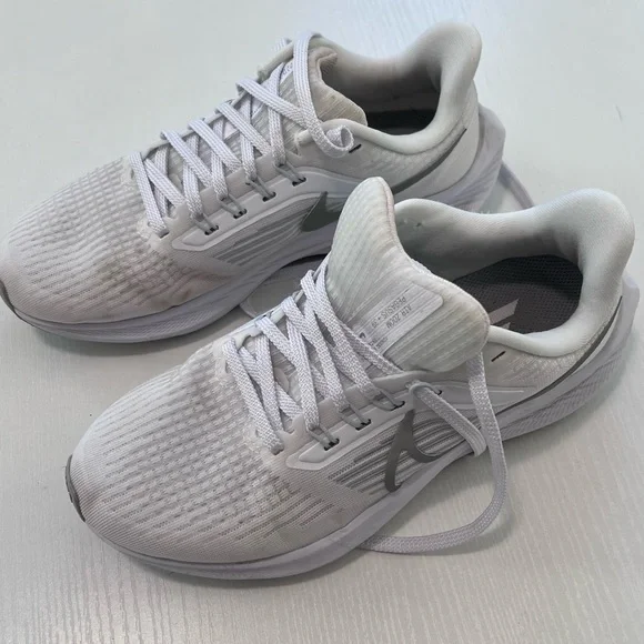 White and Gray Women’s Nike Air Zoom Pegasus Sneakers - Picture 8 of 12